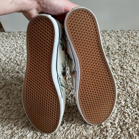 Vans Pineapple Print Canvas Shoes Women’s Size 7 - Picture 5 of 9